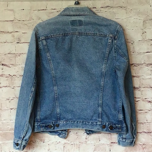 Levi’s Jean Jacket - Picture 4 of 11